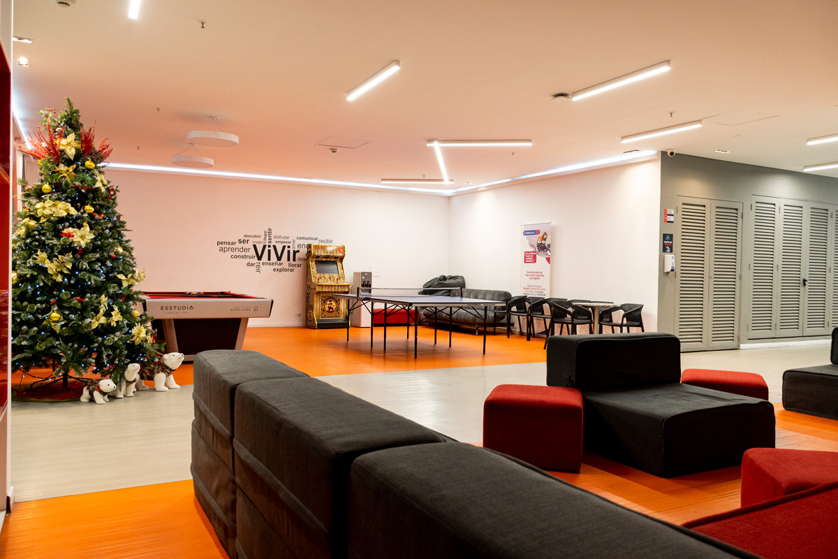 Ambiente social en residencia universitaria Centro Internacional, Bogotá