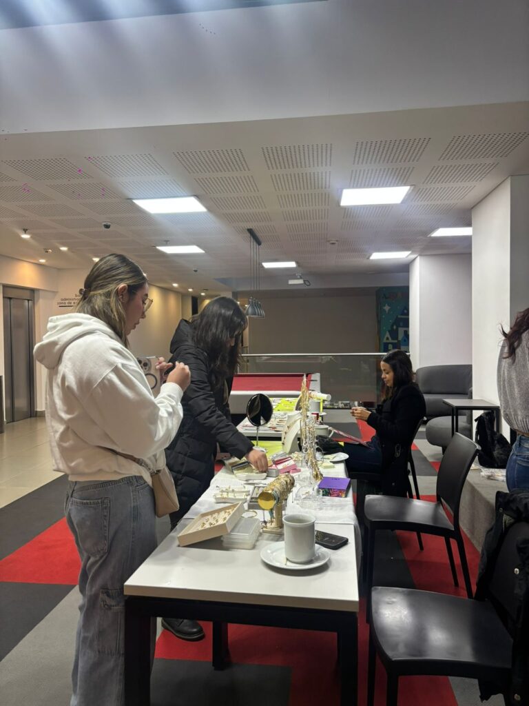 🛍️ FERIA DE EMPRENDIMIENTO